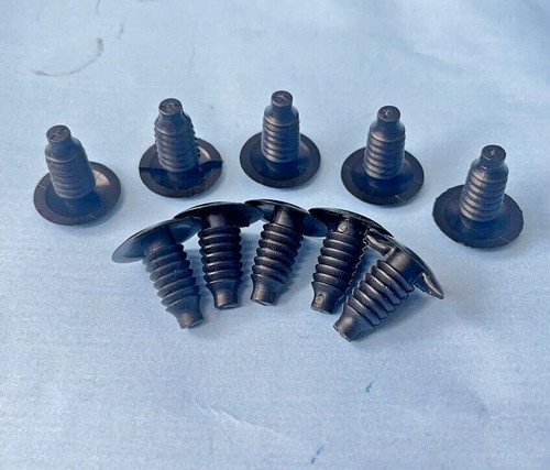 Mazda plastic trim - clips-, bung